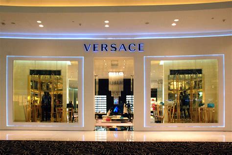 buy versace corporate housing qatari kingdom|versace online shopping.